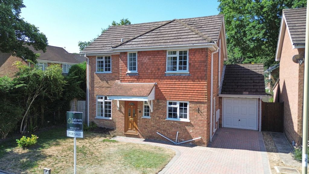 Property photo 1 of 6