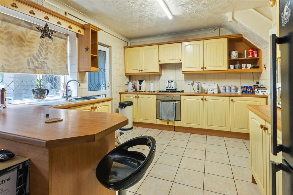 Property photo 2 of 18 Img_9267.Jpg