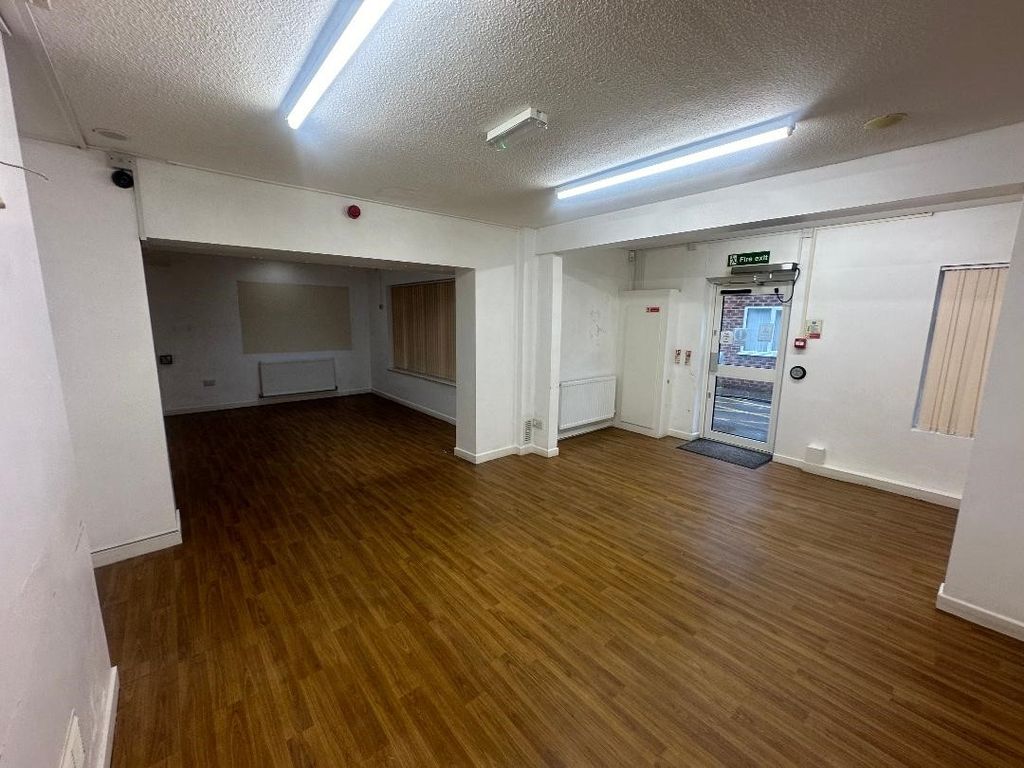 Property photo 3 of 18 Photo 3