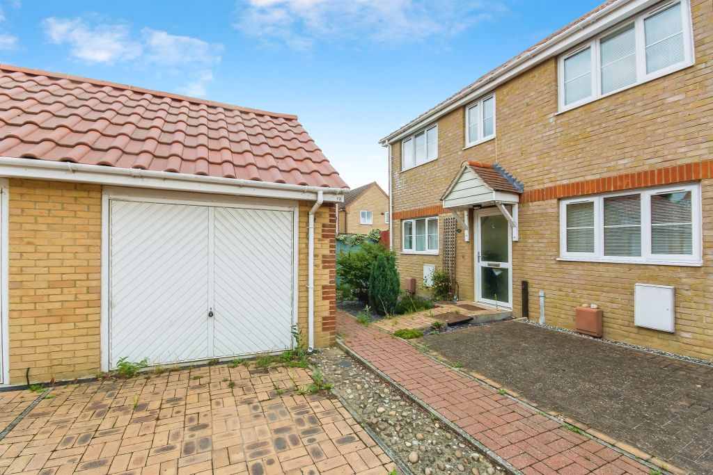 Property photo 1 of 16