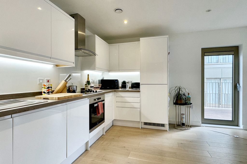Property photo 3 of 15 Img_1511