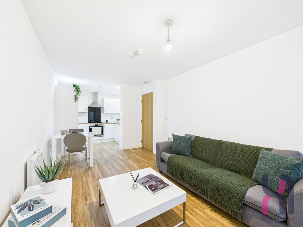 Property photo 2 of 22 Picture No. 07