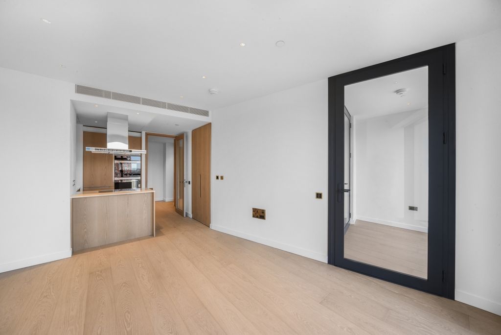 Property photo 3 of 14 Dsc_3813_High