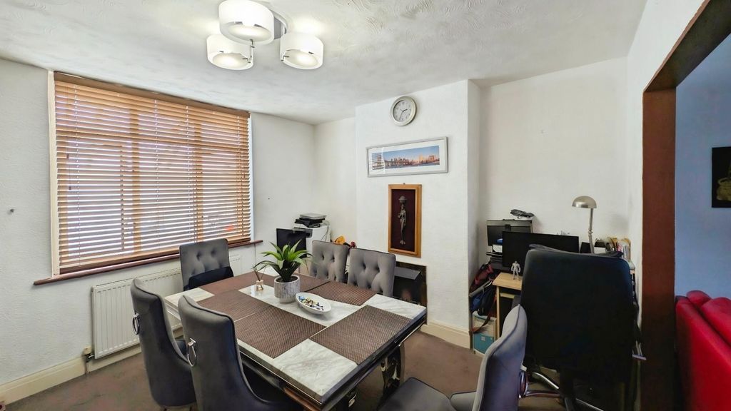 Property photo 3 of 17 96d5452B-Pxl_20260421_133916955.Jpg