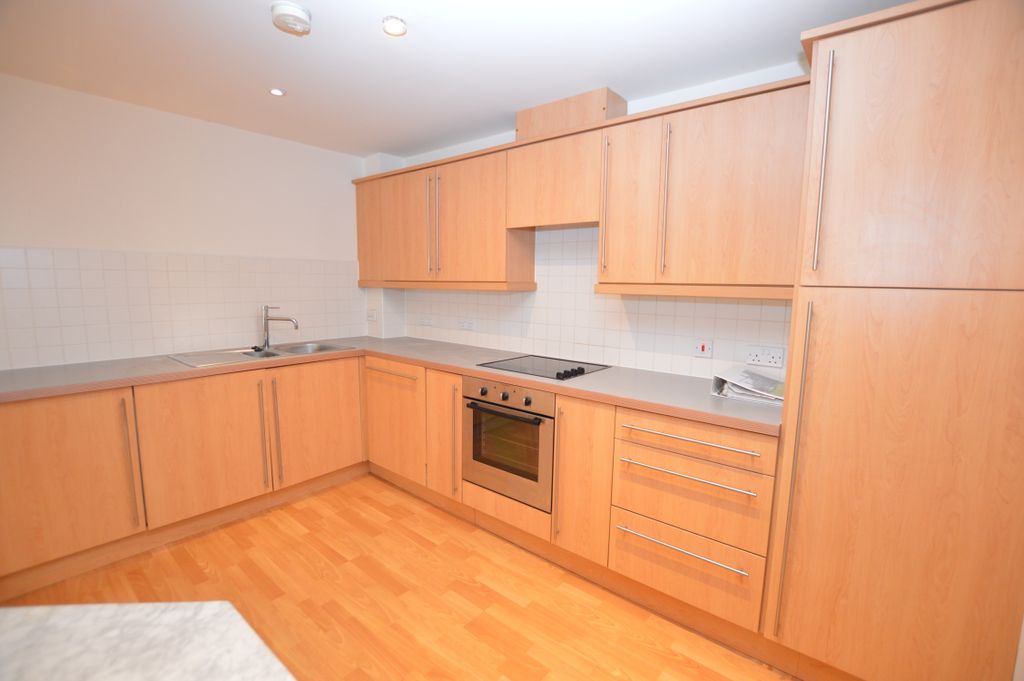 Property photo 2 of 21