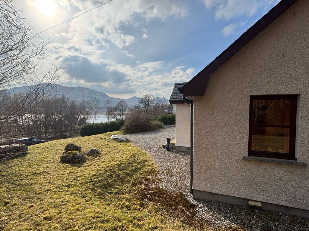 Property photo 3 of 32