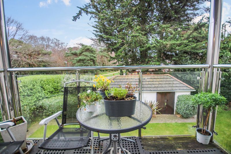 Property photo 2 of 11 Photo 9