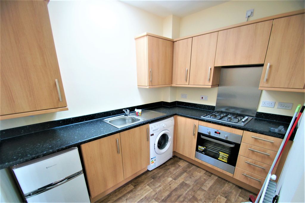 Property photo 2 of 5