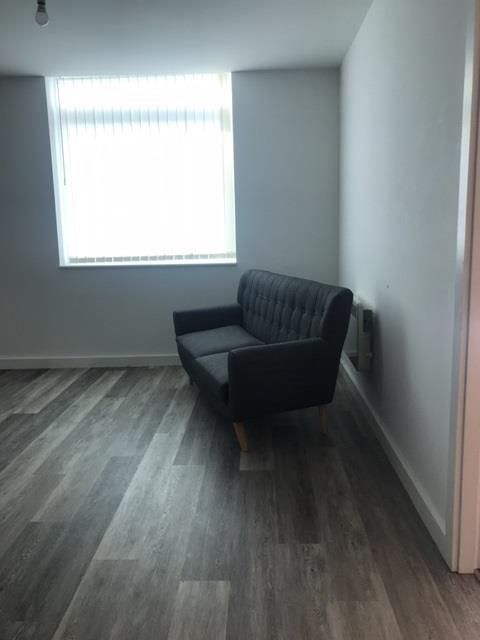 Property photo 3 of 5 Living Room.Jpeg