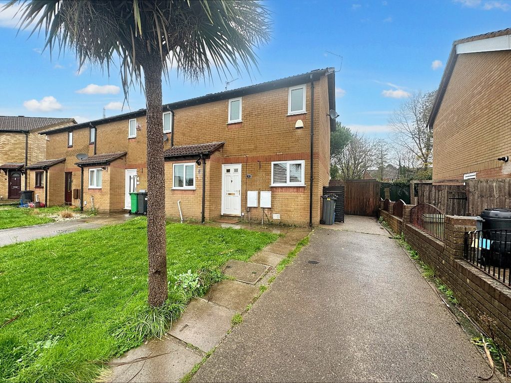 Property photo 1 of 9 4693114