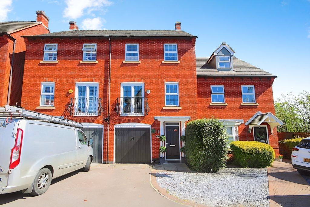 Property photo 1 of 30