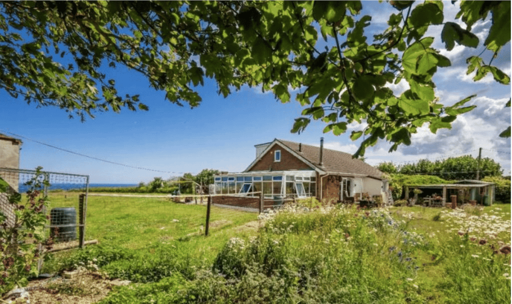 Property photo 1 of 12