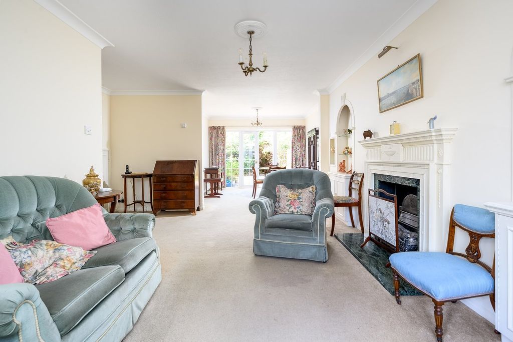 Property photo 3 of 16