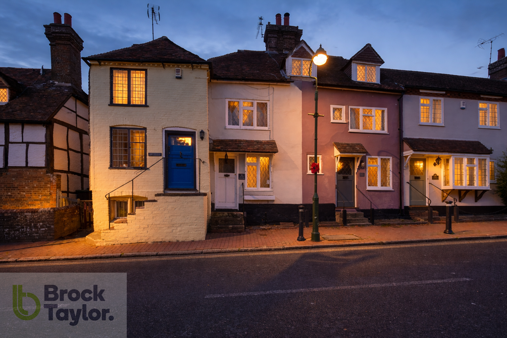 Property photo 2 of 18 Dusk External Front Pic