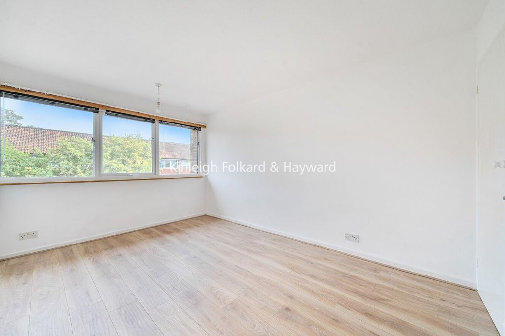 Property photo 2 of 15 Picture No. 02
