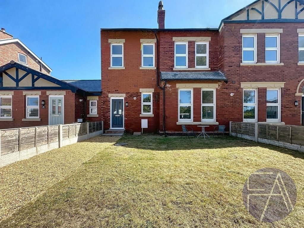 Property photo 1 of 30 4260501