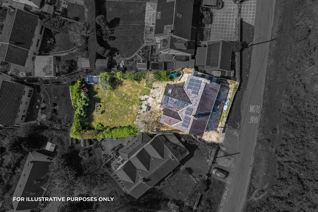 Property photo 3 of 37