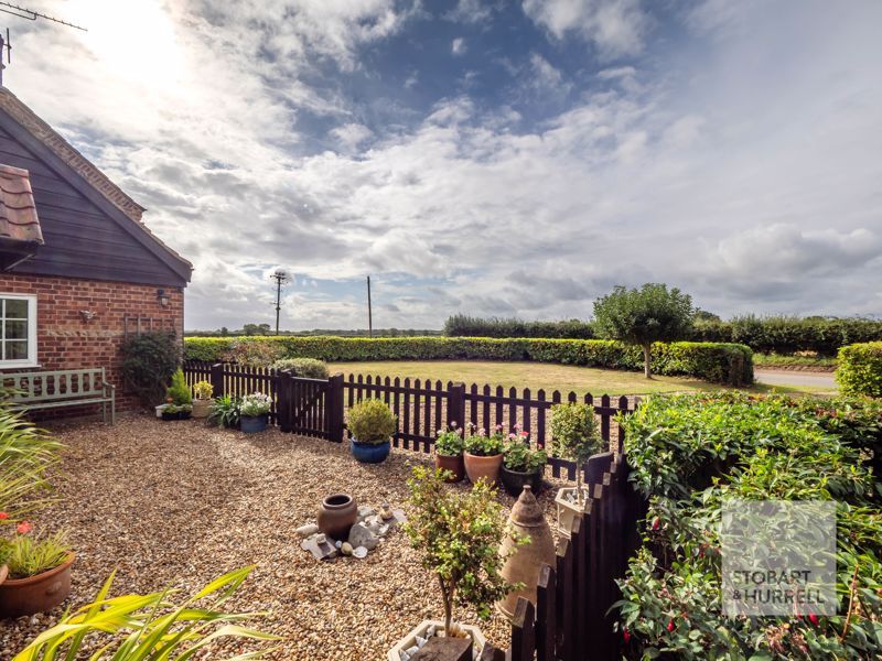 Property photo 3 of 34 Outlook