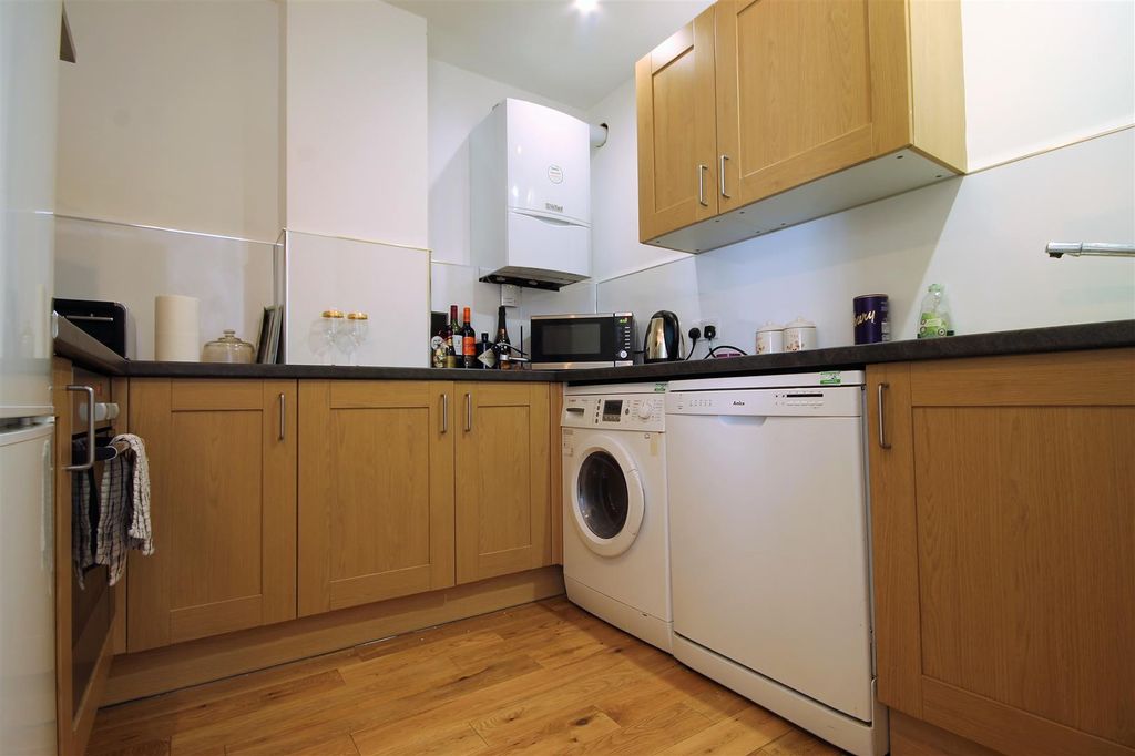 Property photo 2 of 9 16564.Jpg
