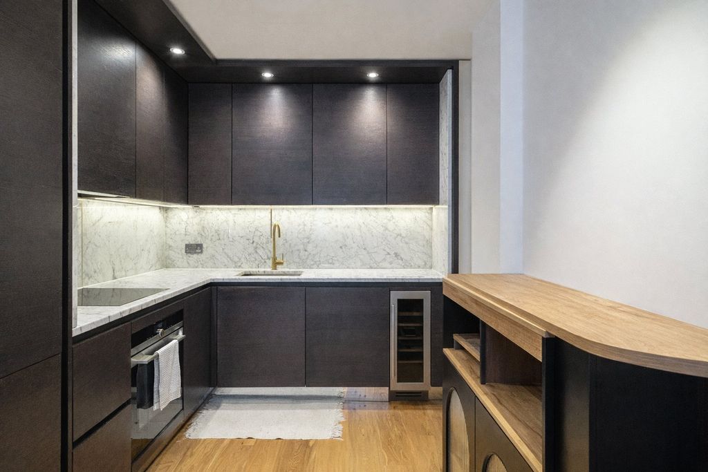 Property photo 2 of 11 Picture No. 20