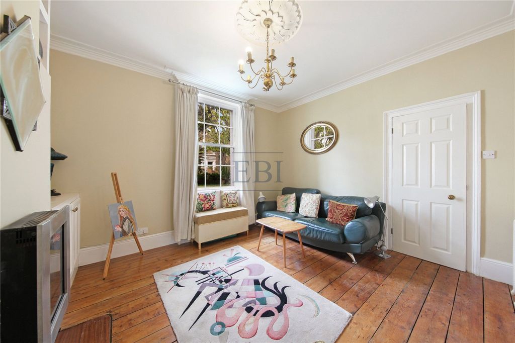 Property photo 3 of 14 Picture No. 15