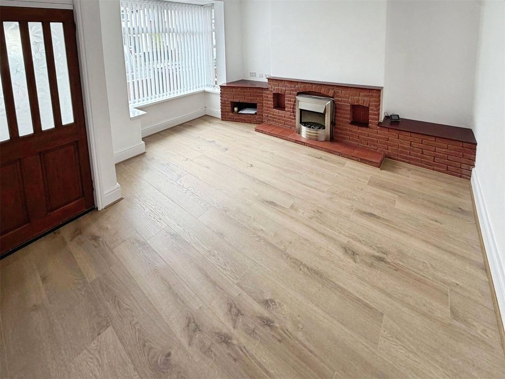 Property photo 2 of 9 Living Room