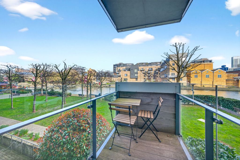 Property photo 3 of 19