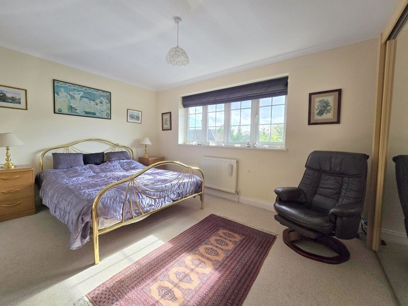 Additional image 7 of 2 bed flat for sale7 The Avenue, Hatch End HA5