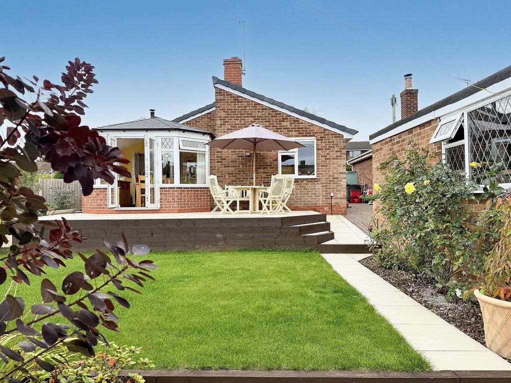 Property photo 2 of 27