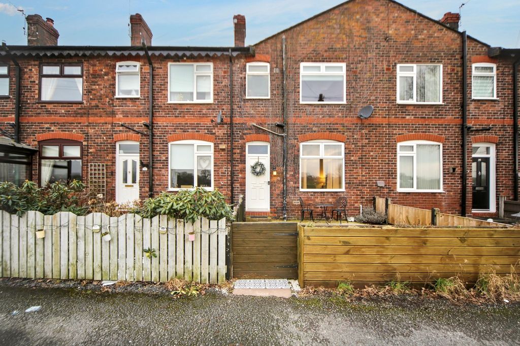 Property photo 1 of 25