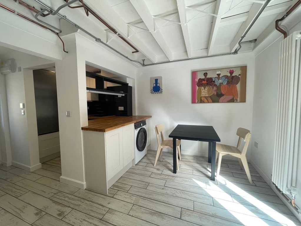 Property photo 1 of 35
