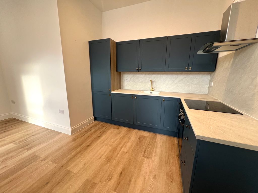 Property photo 3 of 5 Kitchen