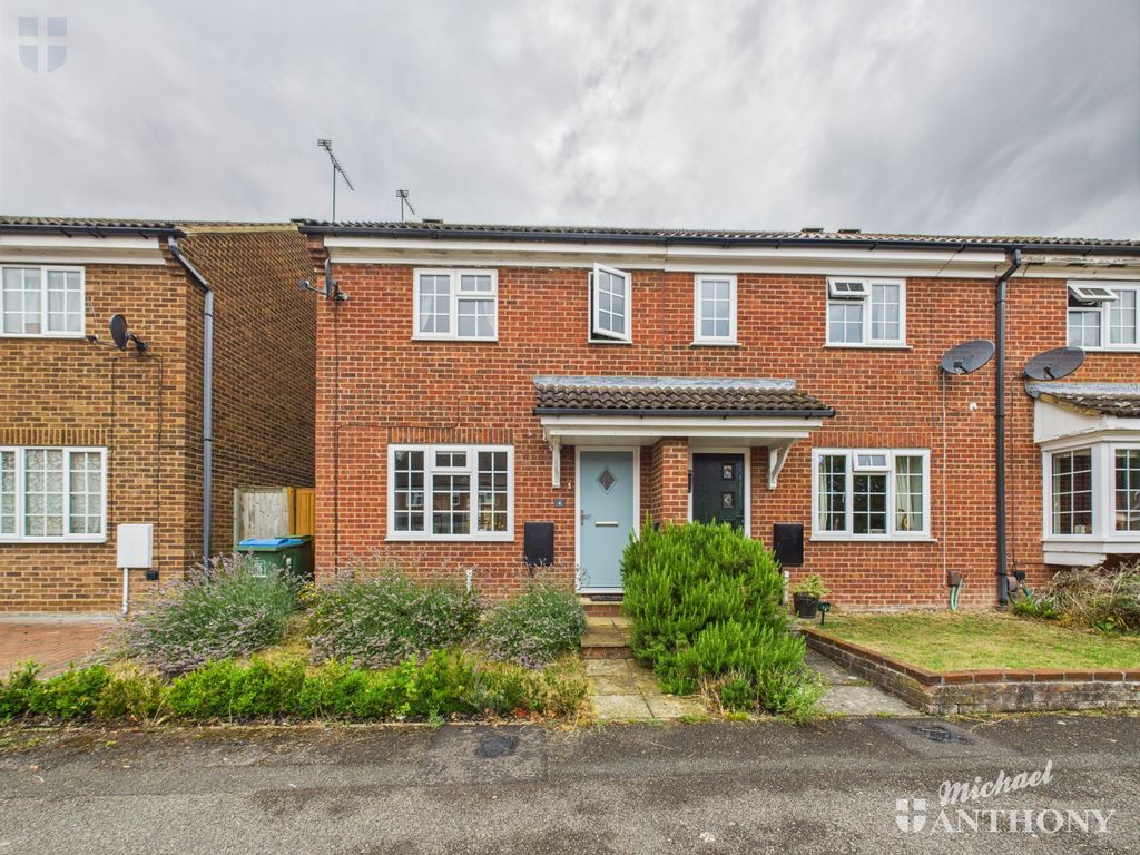 Property photo 1 of 13 Cam03852G0-Pr0359-Still018