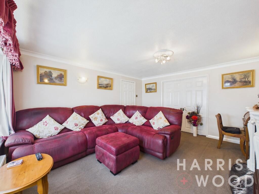 Property photo 3 of 27