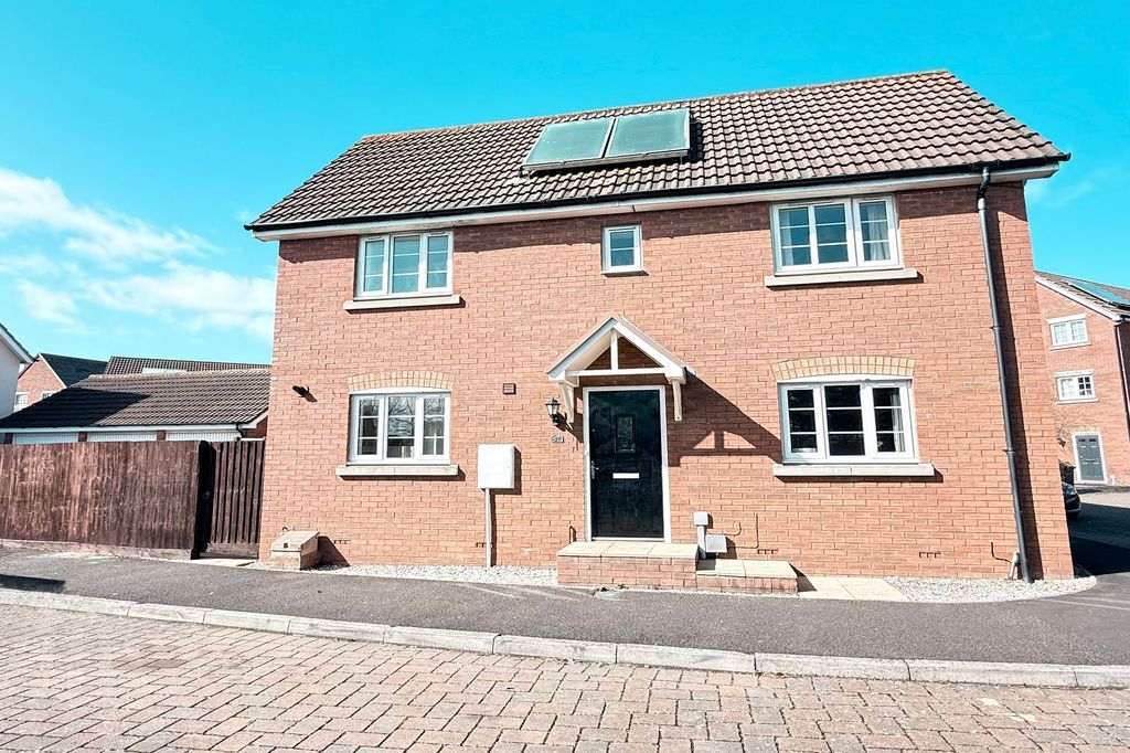 Property photo 1 of 17 Front