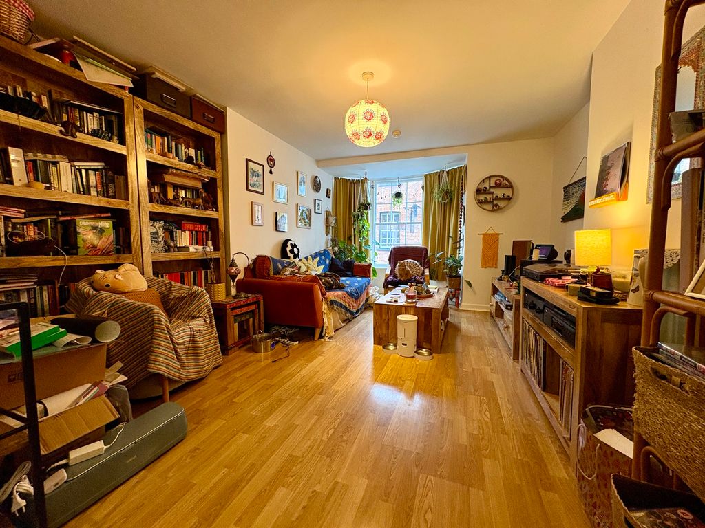 Property photo 2 of 15