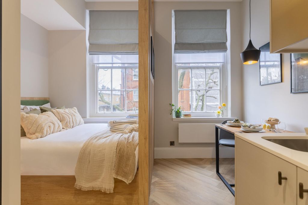 Property photo 1 of 5 Bedroom