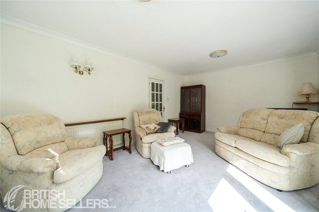 Property photo 3 of 18 Picture No. 17