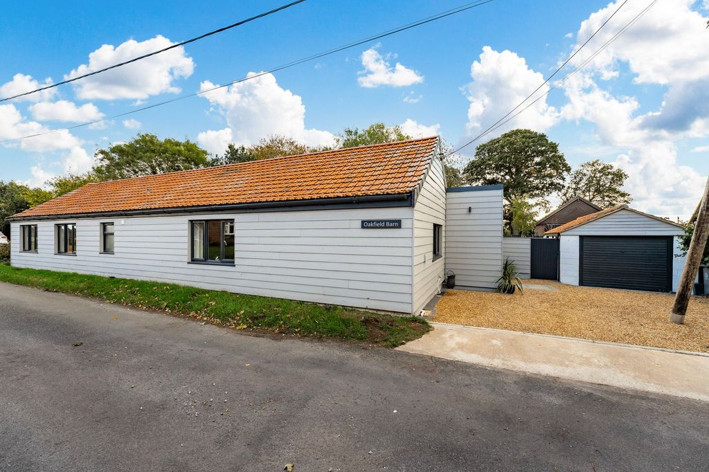Property photo 1 of 25