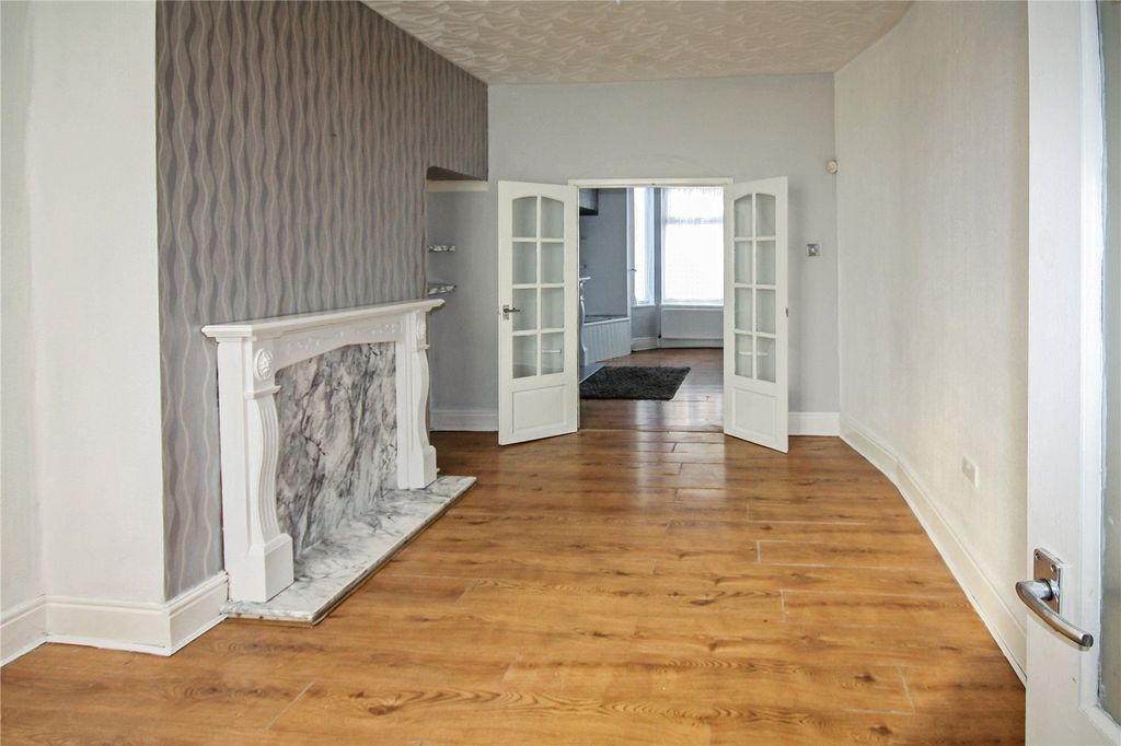 Property photo 3 of 9 Picture No. 04