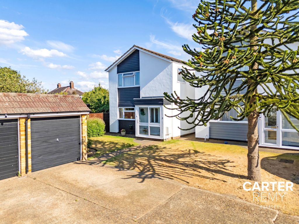 Property photo 1 of 28