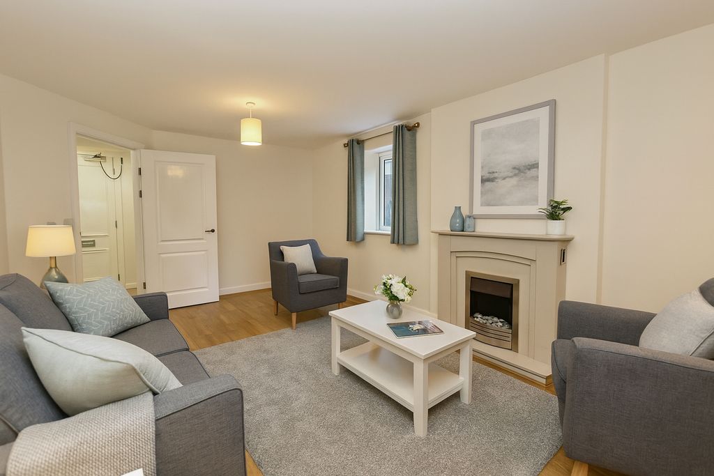 Property photo 2 of 15 Living Room