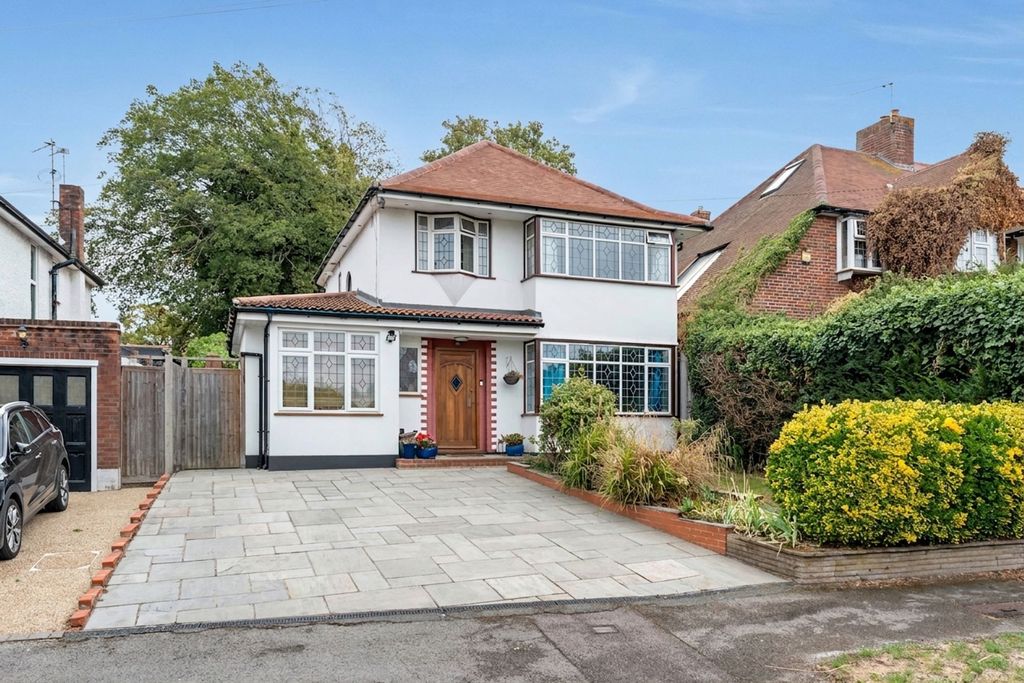 Property photo 1 of 16
