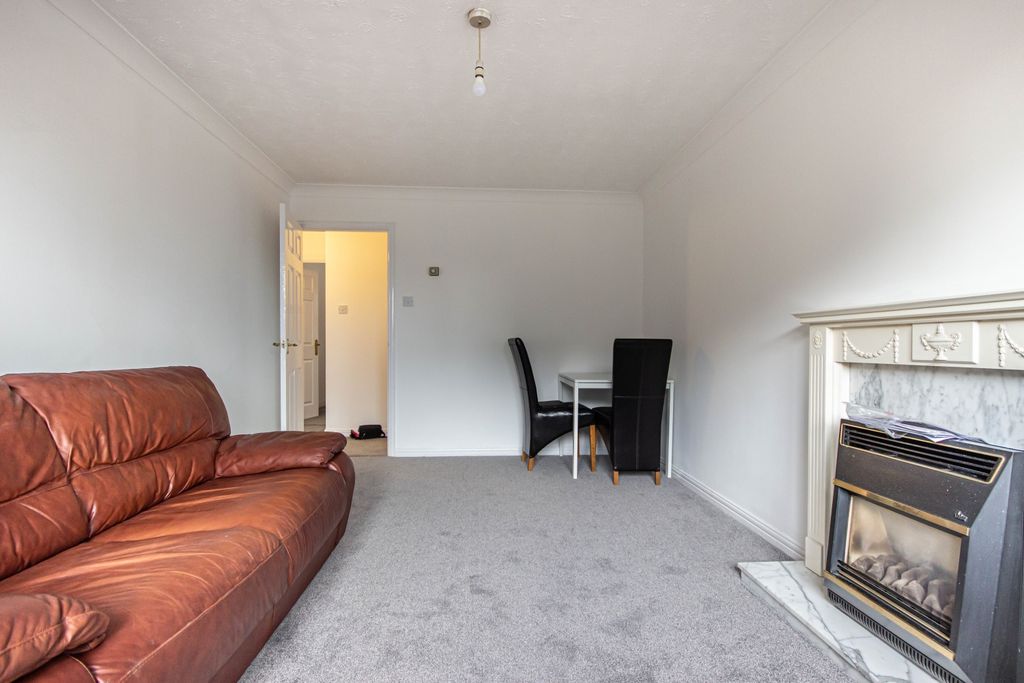 Property photo 3 of 13 2
