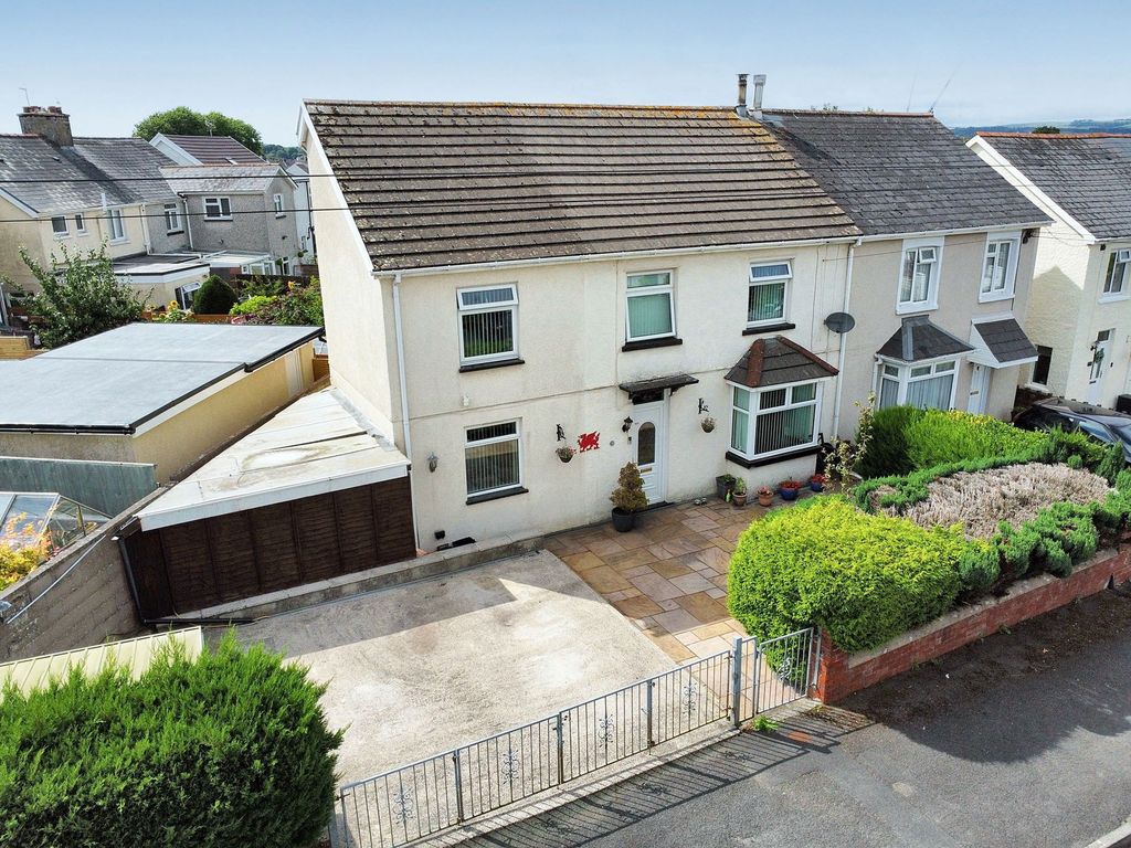 Property photo 1 of 36