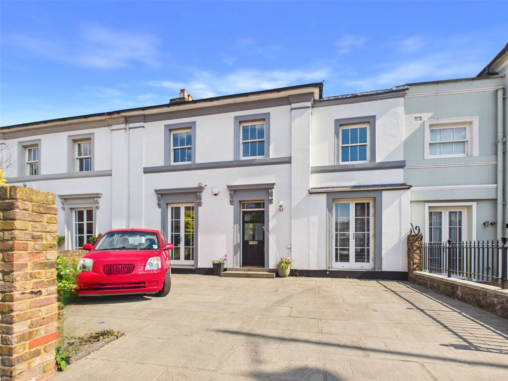 Property photo 1 of 31 Picture No. 40