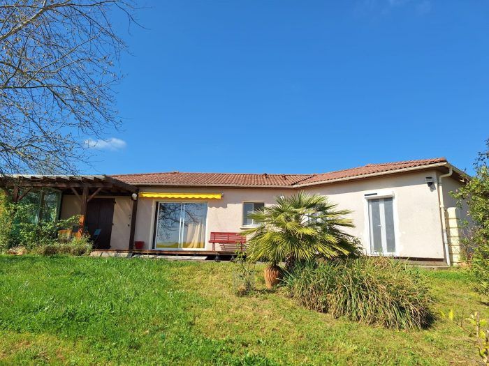 Property photo 1 of 42