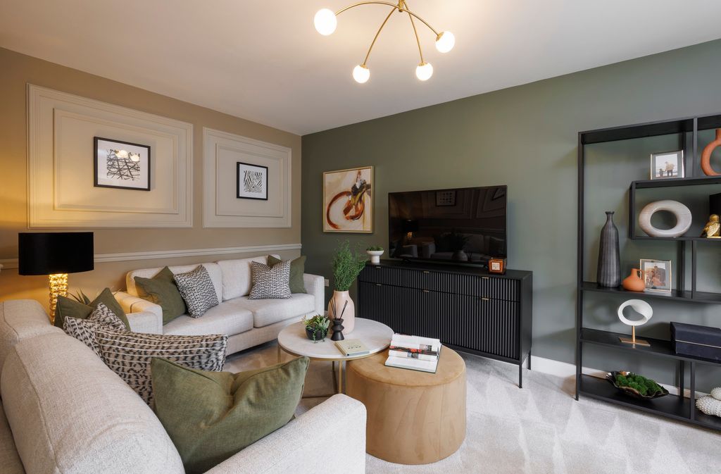 Property photo 3 of 7 Kingmakers View - Dunham-007