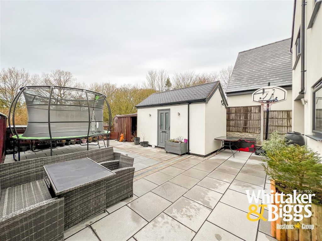 Property photo 3 of 32 Upper Level Rear Garden