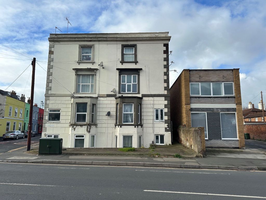 Property photo 1 of 5